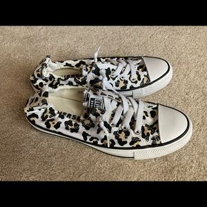 Women’s Converse Chuck Taylor shoreline Slip-on